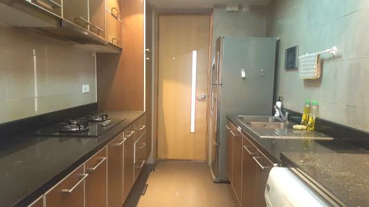 Phòng bếp căn hộ Saigon Pearl, Bình Thạnh Căn hộ Saigon Pearl đầy đủ tiện nghi, view nội khu yên tĩnh.