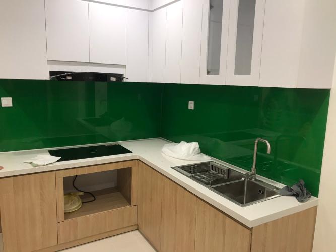 Phòng bếp Vinhomes Grand Park Quận 9 Căn hộ Vinhomes Grand Park nội thất cơ bản, view nội khu hồ bơi.