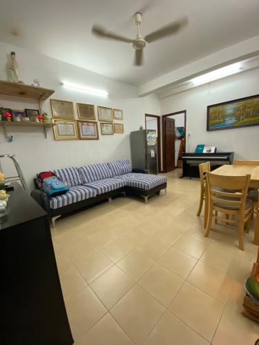 Phòng khách căn hộ An Dương Vương, Quận 8 Căn hộ An Dương Vương tầng thấp, đầy đủ nội thất.