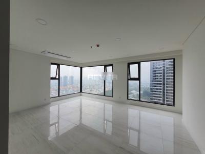 Phòng khách Kingdom 101, Quận 10 Căn hộ Kingdom 101 nội thất cơ bản, ban công hướng Nam.