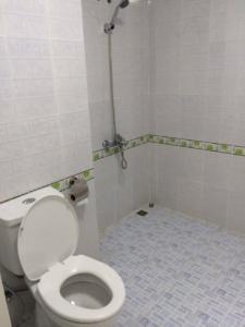 Phòng tắm Happy City, Bình Chánh Căn hộ Happy City tầng trung