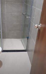 Phòng tắm căn hộ Green River, Quận 8 Căn hộ Green River cửa chính hướng Đông Bắc, view nội khu yên tĩnh.