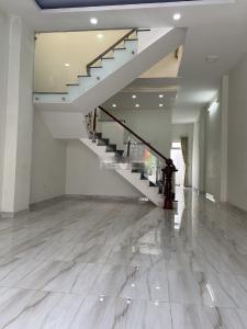 Bên trong nhà phố Hiệp Bình, Thủ Đức Nhà phố 1 trệt 1 lầu nằm trong khu dân cư an ninh hướng Tây Bắc