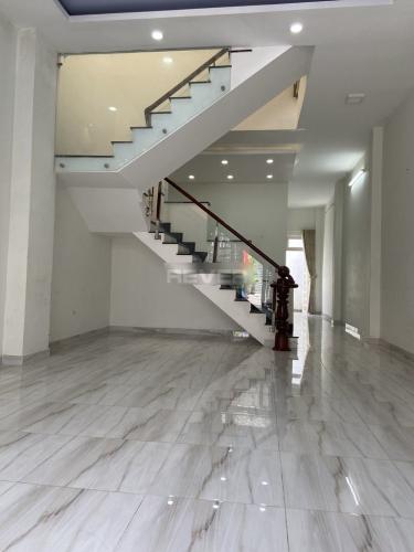 Bên trong nhà phố Hiệp Bình, Thủ Đức Nhà phố 1 trệt 1 lầu nằm trong khu dân cư an ninh hướng Tây Bắc