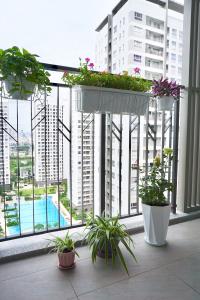 View Căn hộ Saigon South Residence tầng 15 ban công hướng Bắc đón gió mát