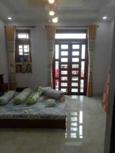 Phòng ngủ nhà phố Quận Gò Vấp Nhà phố hướng Tây Bắc diện tích sử dụng226.7m2, đầy đủ nội thất.