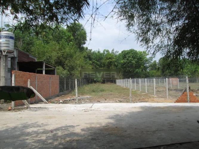 Đất nền Huyện Củ Chi Đất nền diện tích 411m2, khu dân cư đông đúc cách Quốc lộ 22 chỉ 900m.