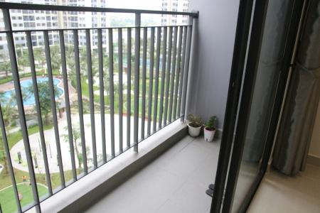 Ban công Vinhomes Grand Park Quận 9 Căn hộ Vinhomes Grand Park tầng trung thoáng mát, đón view nội khu.