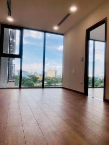Phòng khách Eco Green Saigon Căn hộ Eco Green Saigon nội thất cơ bản, view nội khu thoáng mát.