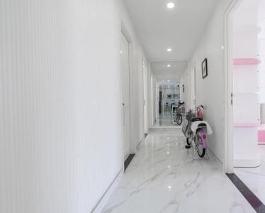 Lobby căn hộ SUNRISE CITY Bán căn hộ Sunrise City 3PN, tầng thấp, diện tích 110m2, sổ hồng, không có nội thất