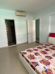 Căn hộ chung cư Bàu Cát 2, Tân Bình Căn hộ chung cư Bàu Cát 2 nội thất cơ bản, view thoáng mát.