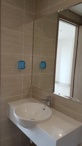 Phòng tắm căn hộ Vinhomes Grand Park Bán căn hộ view Công viên - Vinhomes Grand Park, nội thất cơ bản.