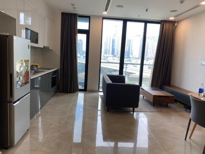 Phòng khách Vinhomes Golden River, Quận 1 Căn hộ Officetel Vinhomes Golden River ban công hướng Đông Bắc.