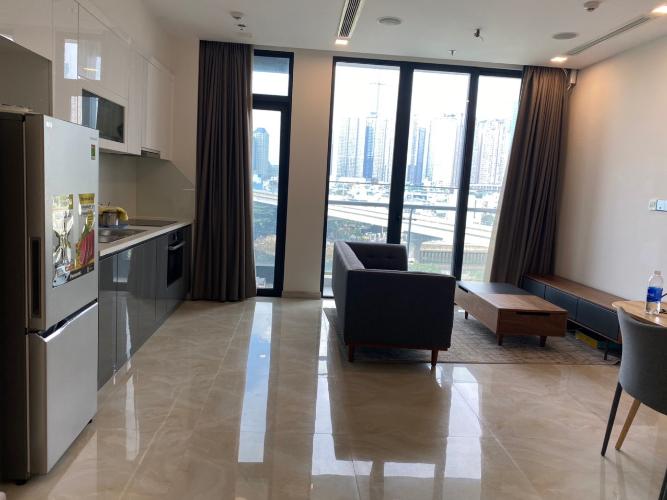 Phòng khách Vinhomes Golden River, Quận 1 Căn hộ Officetel Vinhomes Golden River ban công hướng Đông Bắc.