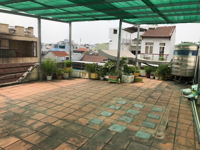 Sân thượng nhà phố Quận Bình Thạnh Nhà phố Q.Bình Thạnh diện tích sử dụng 260.7m2, sổ hồng pháp lý rõ ràng.