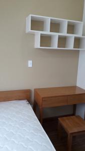 Phòng ngủ căn hộ Tropic Garden, Quận 2 Căn hộ Tropic Garden hướng Tây Bắc view thoáng mát, đầy đủ nội thất.