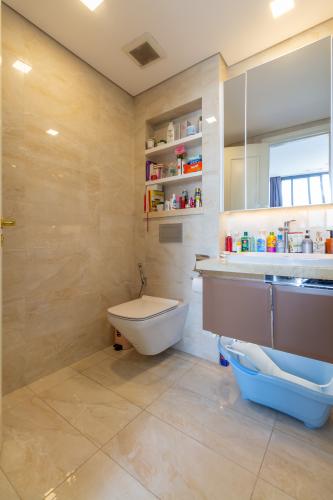 Căn hộ Vinhomes Golden River, Quận 1 Căn hộ Vinhomes Golden River tầng cao, hướng Đông Bắc.