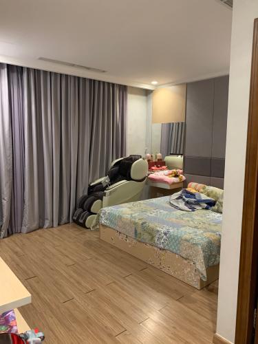 Phòng ngủ căn hộ Vinhomes Cemtral Park, Quận Bình Thạnh Căn hộ Vinhomes Central Park hướng Tây Bắc, view nội khu tuyệt đẹp.