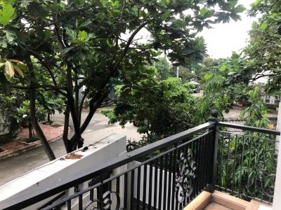 b06a4b731541eb1fb250 Biệt thự Quận 2 ven sông, thiết kế hiện đại, vị trí đắc địa.