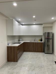 Phòng bếp Homyland Riverside, Quận 2 Căn hộ Homyland Riverside tầng cao, cửa chính hướng Đông Nam.