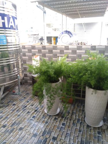 Bên trong nhà phố Hoàng Diệu, Quận 4 Nhà phố hẻm 4m, diện tích 21m2, khu ăn uống sầm uất.