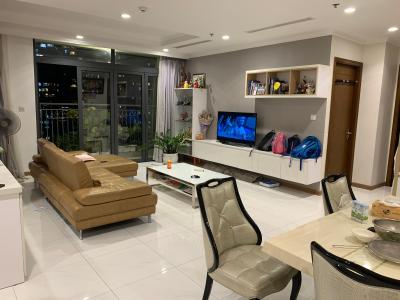 Phòng khách căn hộ Vinhomes Cemtral Park, Quận Bình Thạnh Căn hộ Vinhomes Central Park hướng Tây Bắc, view nội khu tuyệt đẹp.