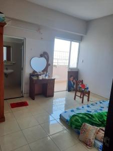 Phòng ngủ căn hộ chung cư Khang Gia, Gò Vấp Căn hộ chung cư Khang Gia view thoáng mát, nội thất cơ bản.