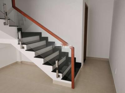 Bên trong Shop-house Moonlight Boulevard Shop-house Moonlight Boulevard cửa hướng Nam, diện tích sử dụng 170m2.