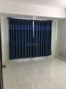 Phòng khách căn hộ Happy City, Bình Chánh Căn hộ Happy City tầng 12 gồm 2 phòng ngủ, cửa hướng Tây Bắc.