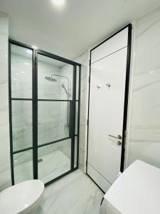 Phòng tắm căn hộ Saigon South Residences Căn hộ Saigon South Residences tầng trung, đầy đủ nội thất