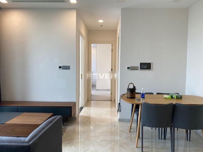 Phòng khách Vinhomes Golden River Quận 1 Office-tel Vinhomes Golden River đầy đủ nội thất, view Landmark 81.