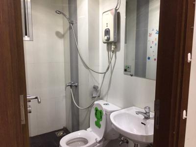 Toilet Celadon City, Tân Phú Căn hộ Celadon City hướng Đông Bắc, view thoáng mát.