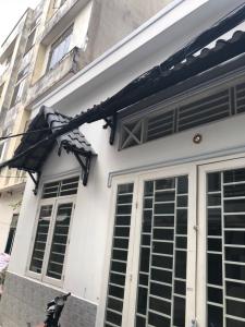Nhà phố quận Phú Nhuận Bán nhà hẻm 2 tầng đường Đỗ Tấn Phong, dân cư sầm uất, tiện ích đầy đủ, sang tên ngay trong ngày.