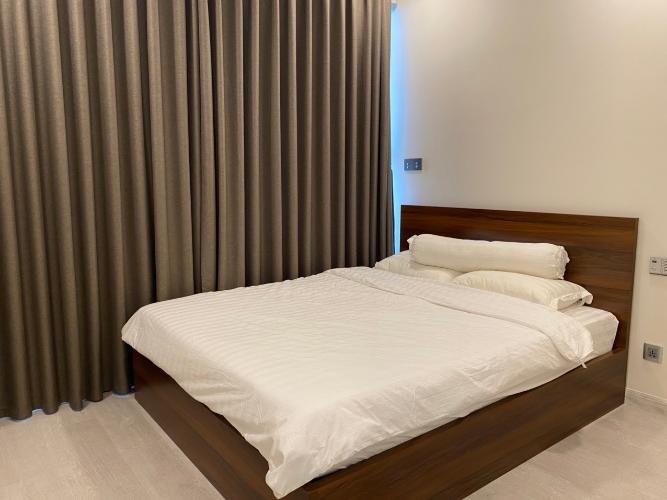 Phòng ngủ Vinhomes Golden River, Quận 1 Căn hộ Officetel Vinhomes Golden River ban công hướng Đông Bắc.