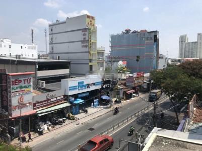 View nhà phố Quận 7 Nhà phố mặt tiền đường Quận 7 hướng Bắc, diện tích sử dụng 320m2.