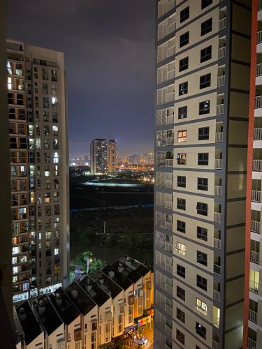 View Homyland Riverside, Quận 2 Căn hộ Homyland Riverside tầng cao, cửa chính hướng Đông Nam.