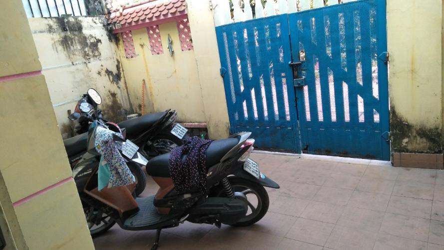 Không gian sân nhà phố Quận Thủ Đức Nhà phố hẻm xe hơi Q.Thủ Đức 3 phòng ngủ, diện tích sử dụng 170m2