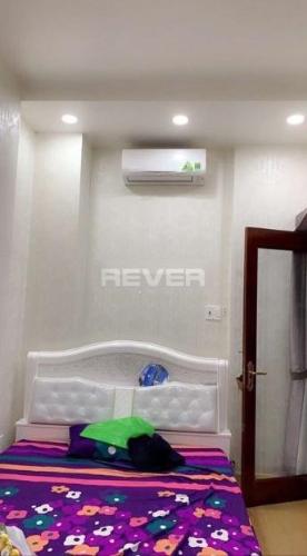 Phòng ngủ nhà Quận 7 Nhà phố khu dân cư ven sông diện tích sử dụng 329m2, hướng Nam.