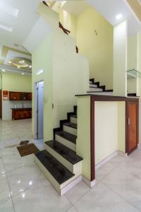 Nhà phố quận 7 Nhà phố mặt tiền hướng Nam, khu dân cư an ninh yên tĩnh.