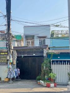 Mặt tiền nhà phố Huyện Nhà Bè Nhà phố Huyện Nhà Bè 1 trệt 1 lầu diện tích sử dụng 220m2, có sổ đỏ.