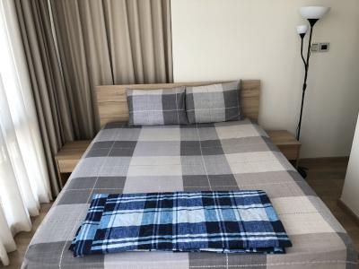  Căn hộ Vinhomes Central Park có 2 phòng ngủ, bàn giao nội thất đầy đủ.