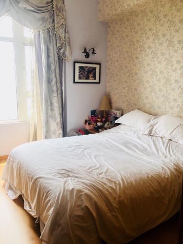 Căn hộ Saigon Pearl , Quận Bình Thạnh Căn hộ Saigon Pearl tầng 21 đầy đủ nội thất, view thoáng mát.