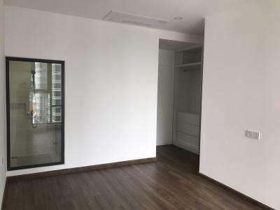 Phòng ngủ căn hộ Saigon Pearl, Bình Thạnh Căn hộ Saigon Pearl view thành phố sầm uất, nội thất cơ bản.