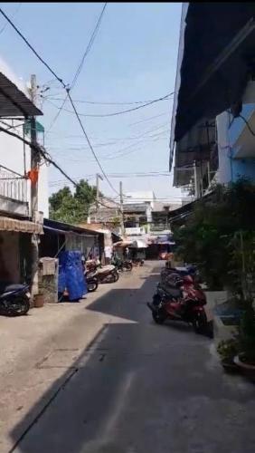 Đường trước nhà phố Quận Bình Tân Nhà phố hẻm rộng 7m thông đường số 8 ngay chợ Bình Long, pháp lý đầy đủ.