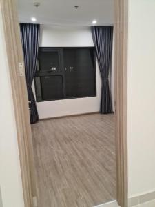 Căn hộ Vinhomes Grand Park, Quận 9 Căn hộ Vinhomes Grand Park tầng 24 nội thất cơ bản, cửa hướng Đông Bắc.