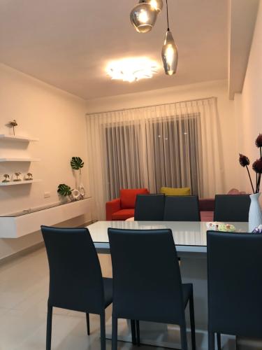 phòng ăn căn hộ Sunrise Riverside Cho thuê căn hộ 3 phòng ngủ Sunrise Riverside, nội thất đầy đủ