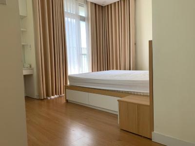 Phòng ngủ chính Star Hill Phú Mỹ Hưng, Quận 7 Căn hộ Star Hill Phú Mỹ Hưng tầng trung, view nội khu hồ bơi.