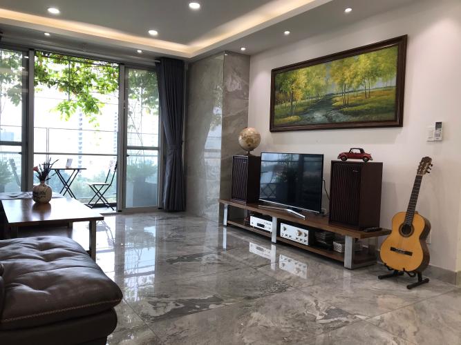 Phòng khách căn hộ Scenic Valley Căn hộ Scenic Valley đầy đủ nội thất sang trọng và cao cấp.