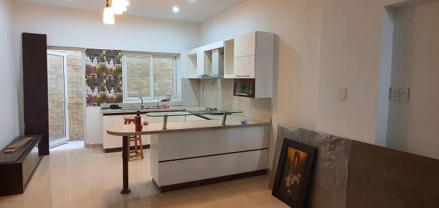 Bếp Nhà phố hướng Đông, ngay khu dân cư an ninh yên tĩnh.