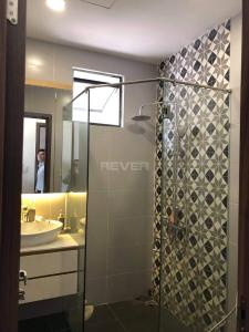 Phòng tắm The EverRich Infinity, Quận 5 Căn hộ The EverRich Infinity tầng cao, ban công hướng Tây.